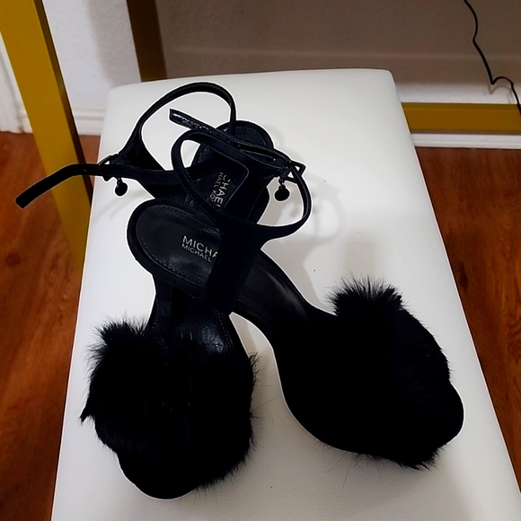 Michael Kors Shoes - Picture 2 of 6